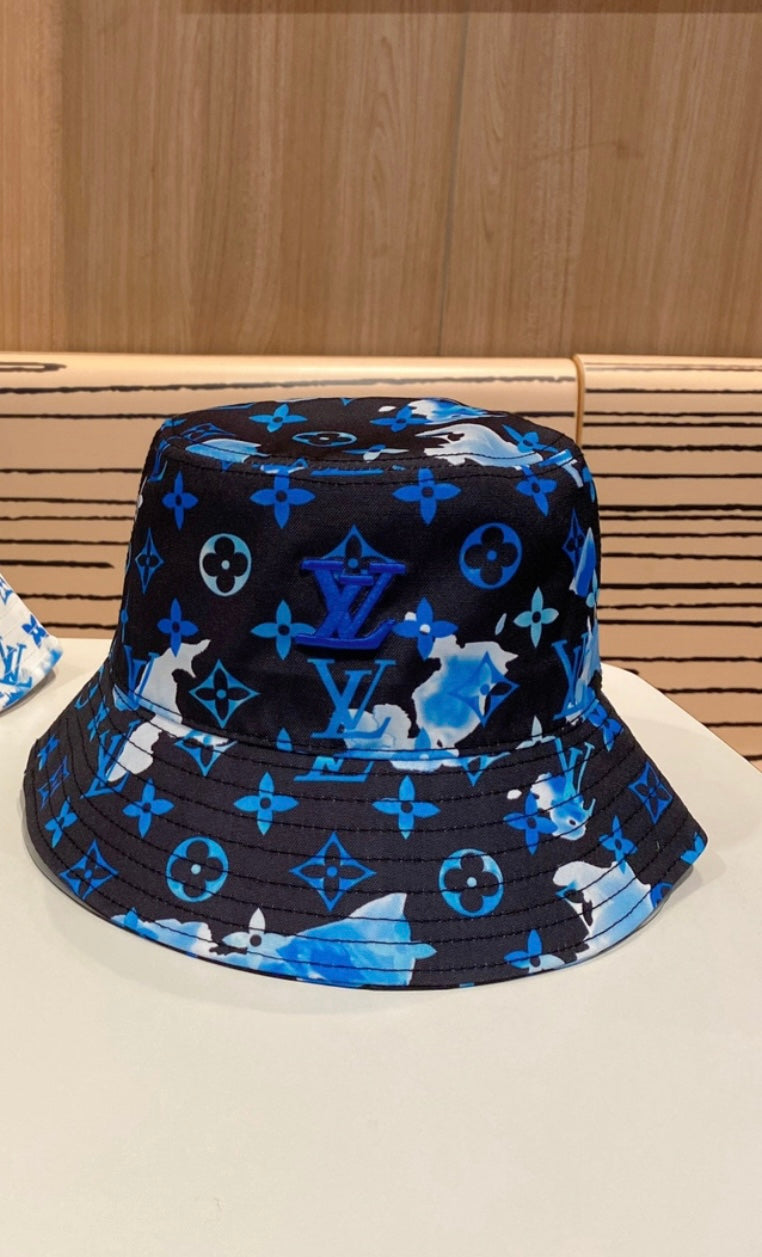 Black Bucket Hat