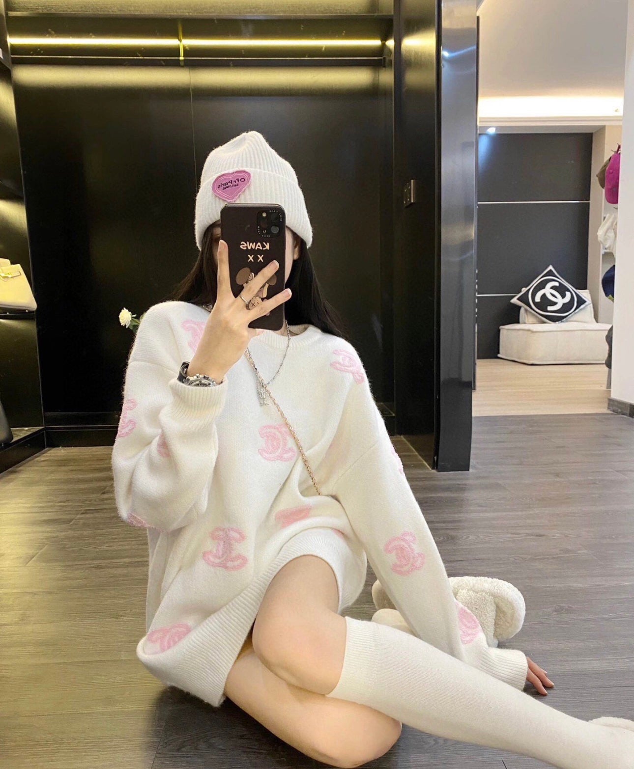 Pinky Sweater